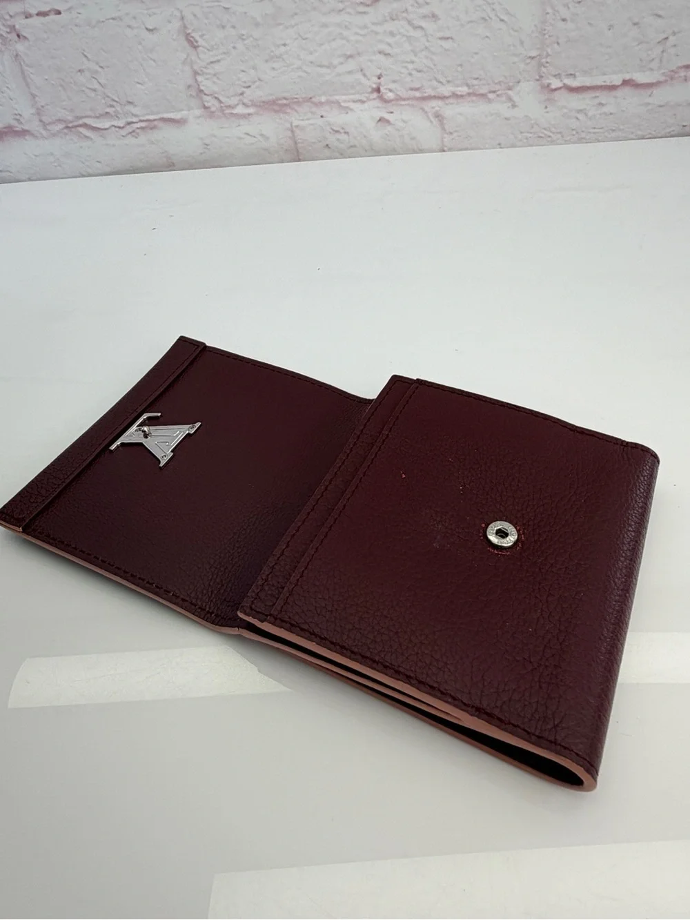 Louis Vuitton authentic louis
